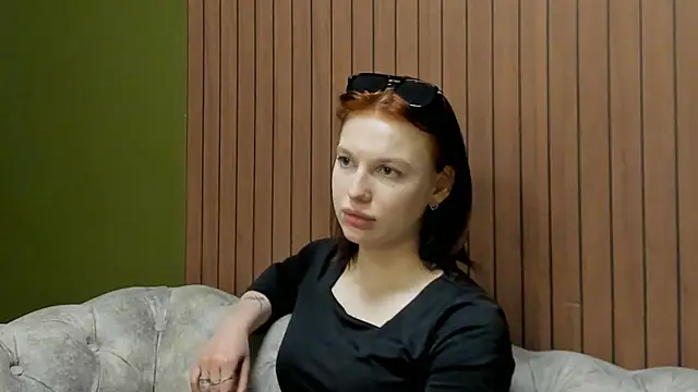Snapshot of Nora_Finch chatting on May 28, 2026, 12:02 pm Nora Finch online show from May 28, 2026, 12:02 pm