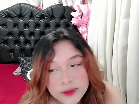 Snapshot of sexy_liciousxx chatting on June 22, 2026, 8:22 am sexy liciousxx online show from June 22, 2026, 8:22 am