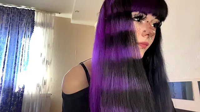 HolyCute online show from June 21, 2026, 2:19 pm
