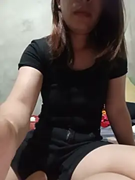 -Trinina- online show from July 1, 2026, 10:42 pm