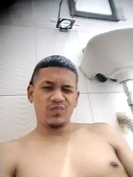 -Moreno  Hot online show from June 3, 2026, 10:15 pm
