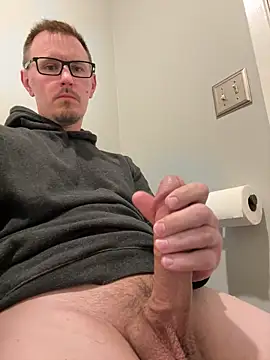 Hardpaul85 online show from June 16, 2026, 7:49 pm