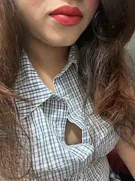 Snapshot of Yours_riya11 chatting on June 25, 2026, 11:42 pm Yours riya11 online show from June 25, 2026, 11:42 pm