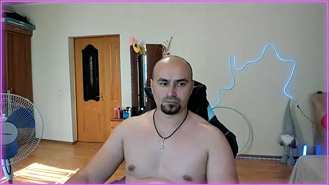 Snapshot of -SexyDaddy- chatting on June 26, 2026, 1:37 pm -SexyDaddy- online show from June 26, 2026, 1:37 pm