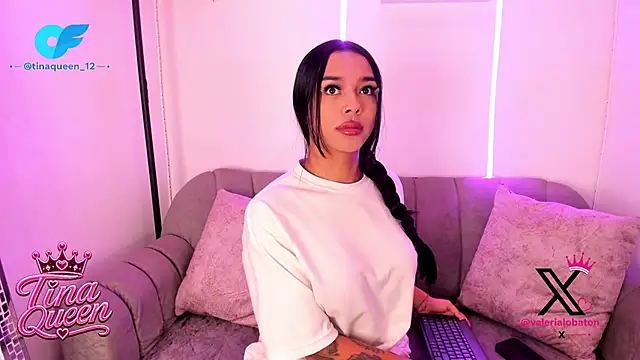  Tinaqueen online show from June 20, 2026, 2:42 pm
