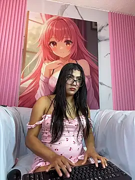 Snapshot of Holly_Watson_ chatting on July 11, 2026, 4:04 am Holly Watson online show from July 11, 2026, 4:04 am