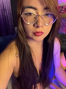 Snapshot of arilynn_ chatting on June 14, 2026, 4:58 am arilynn online show from June 14, 2026, 4:58 am