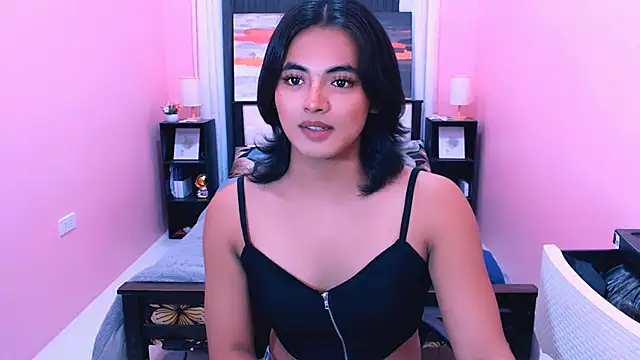 MiamoreAmara69 online show from June 9, 2026, 6:52 pm