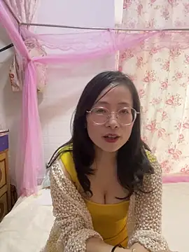 TangTang0530 online show from July 18, 2026, 9:57 am