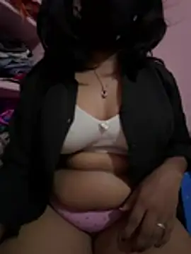 Snapshot of Smiley_telugu23 chatting on May 30, 2026, 6:27 pm Smiley telugu23 online show from May 30, 2026, 6:27 pm