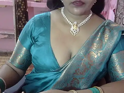 PRIYANKA 023 online show from June 28, 2026, 6:08 am