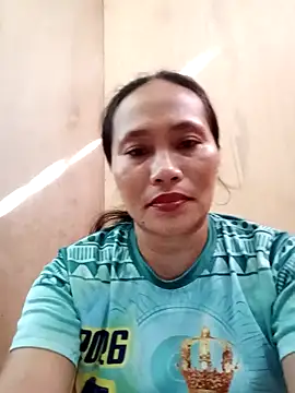Queenslay online show from June 10, 2026, 7:29 am
