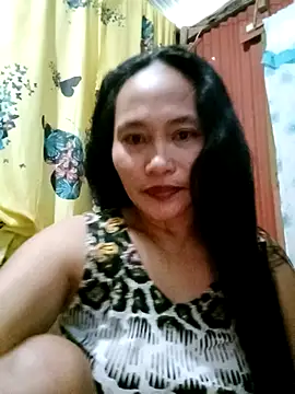 Snapshot of Queenslay chatting on July 5, 2026, 9:55 pm Queenslay online show from July 5, 2026, 9:55 pm