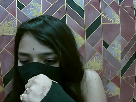 Hot-Roshni online show from June 11, 2026, 12:32 am
