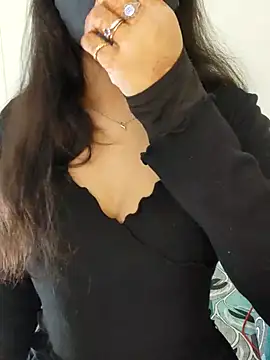 Hot-Roshni online show from July 22, 2026, 5:27 pm