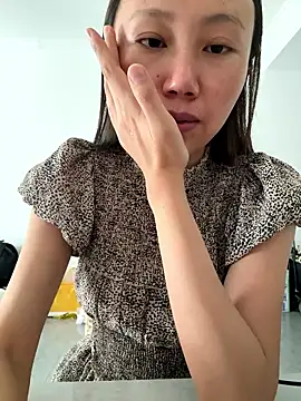 Xiao Mao meow online show from June 6, 2026, 3:33 am