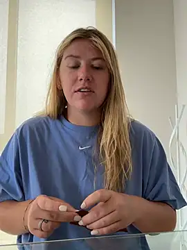 allyanalangell online show from July 18, 2026, 5:39 pm