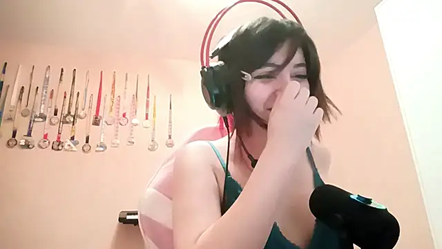 Snapshot of bunnyhoneylovehands chatting on June 29, 2026, 9:37 pm bunnyhoneylovehands online show from June 29, 2026, 9:37 pm