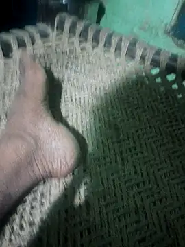 Snapshot of desiwife123coupl chatting on July 19, 2026, 5:27 pm desiwife123coupl online show from July 19, 2026, 5:27 pm