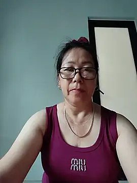Snapshot of Ai_babylove chatting on July 2, 2026, 1:38 am Ai babylove online show from July 2, 2026, 1:38 am