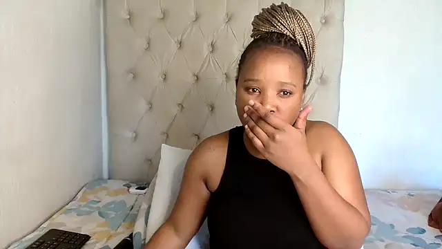 Snapshot of Lihle_00 chatting on July 21, 2026, 10:39 am Lihle 00 online show from July 21, 2026, 10:39 am