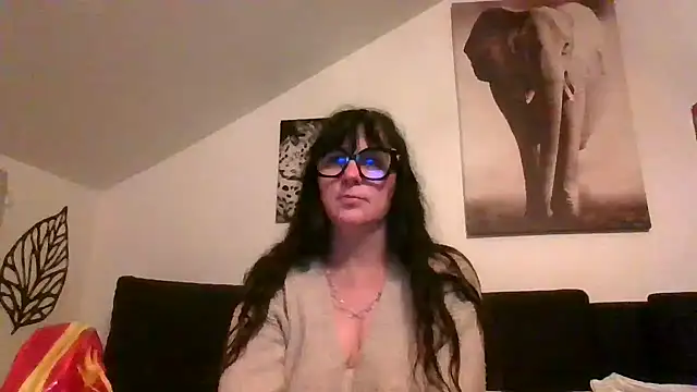 sexujuly88 online show from May 19, 2026, 8:26 pm