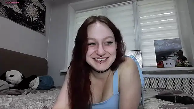 LoiseLovetto online show from July 26, 2026, 1:40 pm