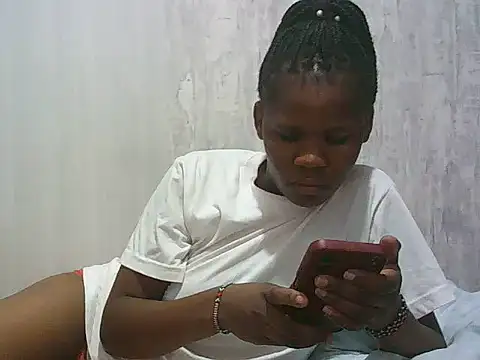 Snapshot of browncurvee chatting on August 6, 2026, 6:15 am browncurvee online show from August 6, 2026, 6:15 am