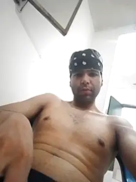 Snapshot of Cristianwiwif chatting on July 18, 2026, 4:33 pm Cristianwiwif online show from July 18, 2026, 4:33 pm