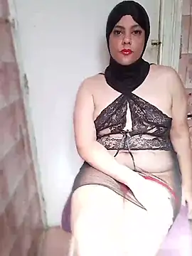 LenaQPeach online show from June 12, 2026, 12:48 pm