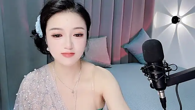 Snapshot of Momo-Wow chatting on July 4, 2026, 6:30 am Momo-Wow online show from July 4, 2026, 6:30 am