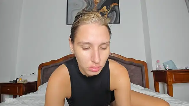 Snapshot of SofiClimbing chatting on October 11, 2025, 4:05 pm SofiClimbing online show from October 11, 2025, 4:05 pm