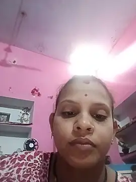 Snapshot of HOjulipal678 chatting on July 13, 2026, 5:43 am HOjulipal678 online show from July 13, 2026, 5:43 am