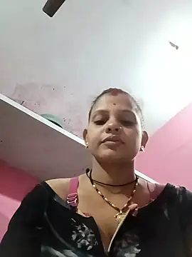 Snapshot of HOjulipal678 chatting on July 14, 2026, 1:28 pm HOjulipal678 online show from July 14, 2026, 1:28 pm