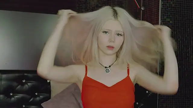 Lucy Bambi online show from June 20, 2026, 4:54 pm