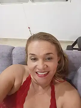 Sara hilton02 online show from June 17, 2026, 1:41 am