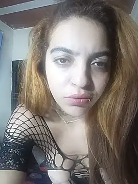 Esmeralda22hot online show from June 26, 2026, 5:17 pm