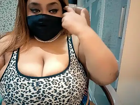 Addictive Sofiaa online show from July 28, 2026, 6:53 pm