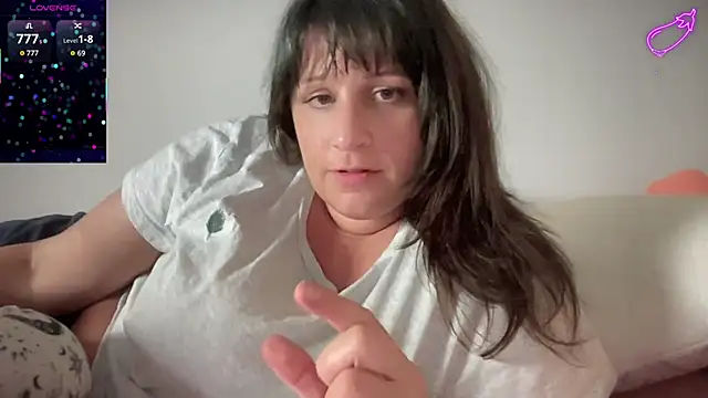 maddiliz online show from March 23, 2025, 3:43 am