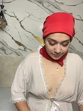 Snapshot of Sahaara chatting on July 8, 2026, 7:29 pm Sahaara online show from July 8, 2026, 7:29 pm