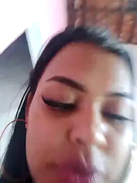 Silmara21 online show from June 6, 2026, 4:33 pm