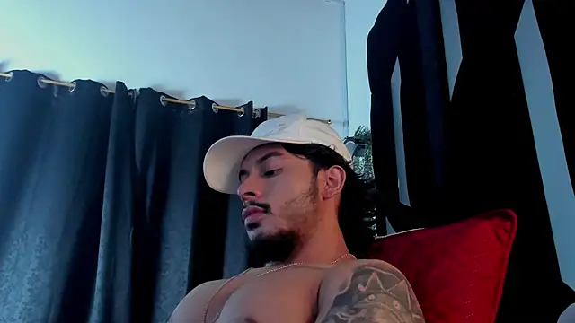 Justin WhiteJS online show from July 1, 2026, 1:07 am