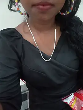 Snapshot of Sexy-Zeenat chatting on July 20, 2026, 10:39 am Sexy-Zeenat online show from July 20, 2026, 10:39 am