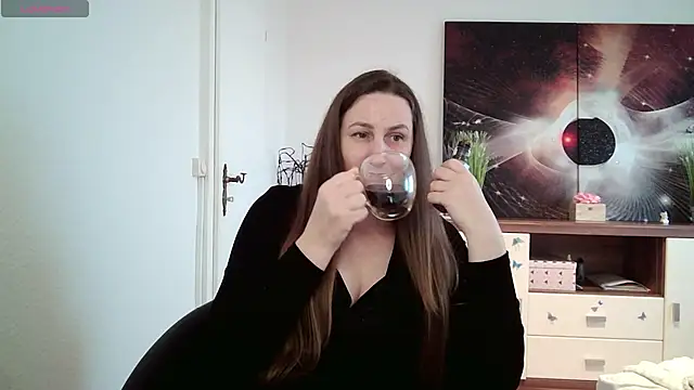 Yevgeshka-Milashka online show from February 19, 2025, 6:55 am