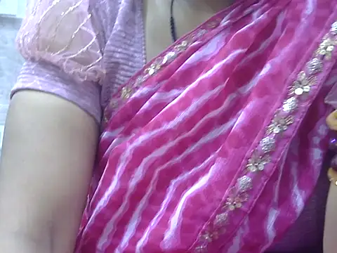 Snapshot of hey_darling_ chatting on June 23, 2026, 12:14 pm hey darling online show from June 23, 2026, 12:14 pm