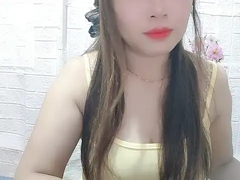 -Site-lee online show from June 9, 2026, 1:45 pm