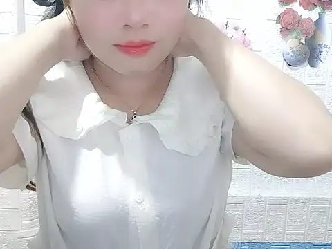 -Site-lee online show from June 19, 2026, 8:29 am