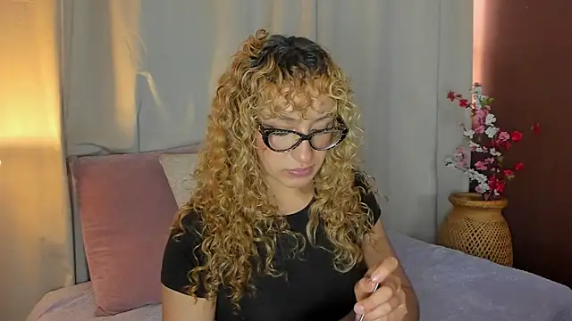 sensual fer online show from June 9, 2026, 12:50 pm