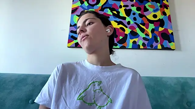 MarisaKomar online show from June 29, 2026, 7:25 am