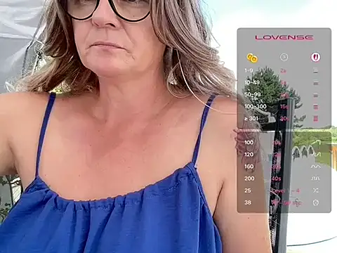 DirtyMarie80 online show from June 18, 2026, 10:09 am